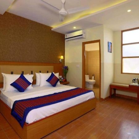 Hotel Airport Inn Yeni Delhi Dış mekan fotoğraf