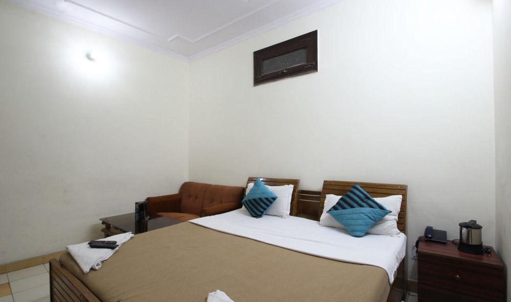 Hotel Airport Inn Yeni Delhi Dış mekan fotoğraf