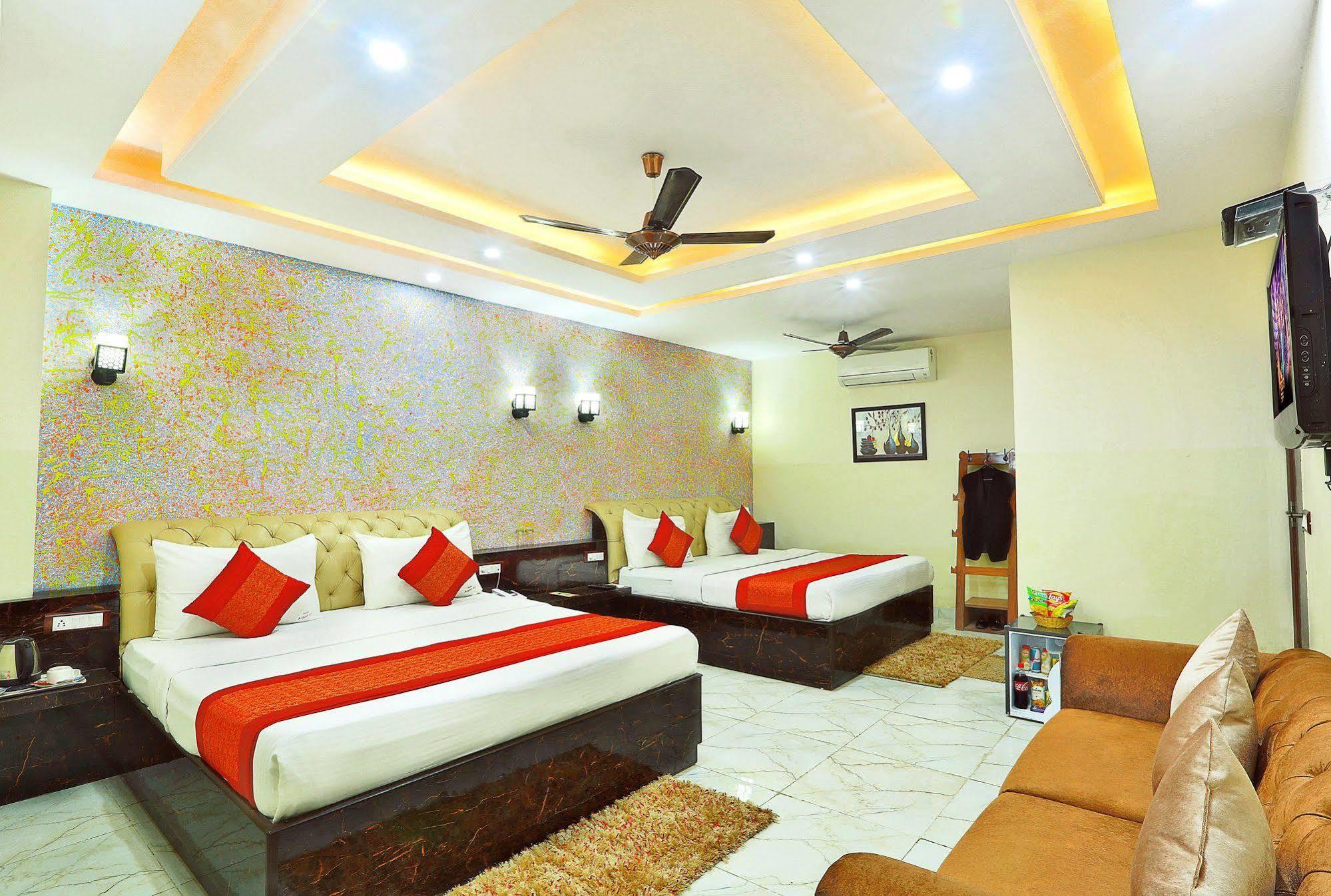 Hotel Airport Inn Yeni Delhi Dış mekan fotoğraf