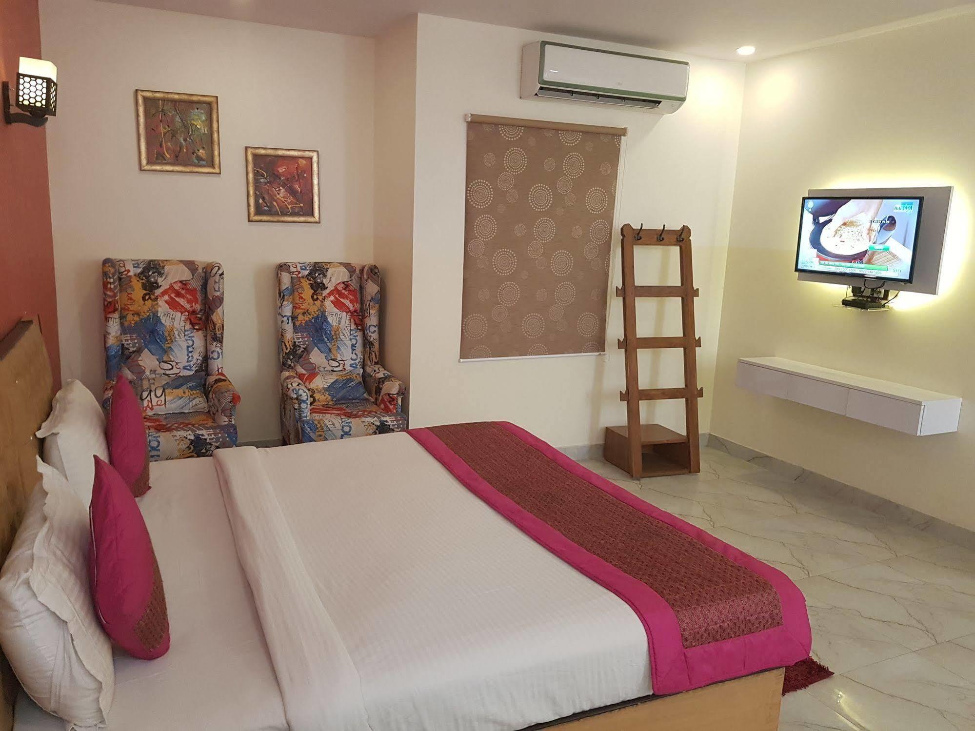 Hotel Airport Inn Yeni Delhi Dış mekan fotoğraf