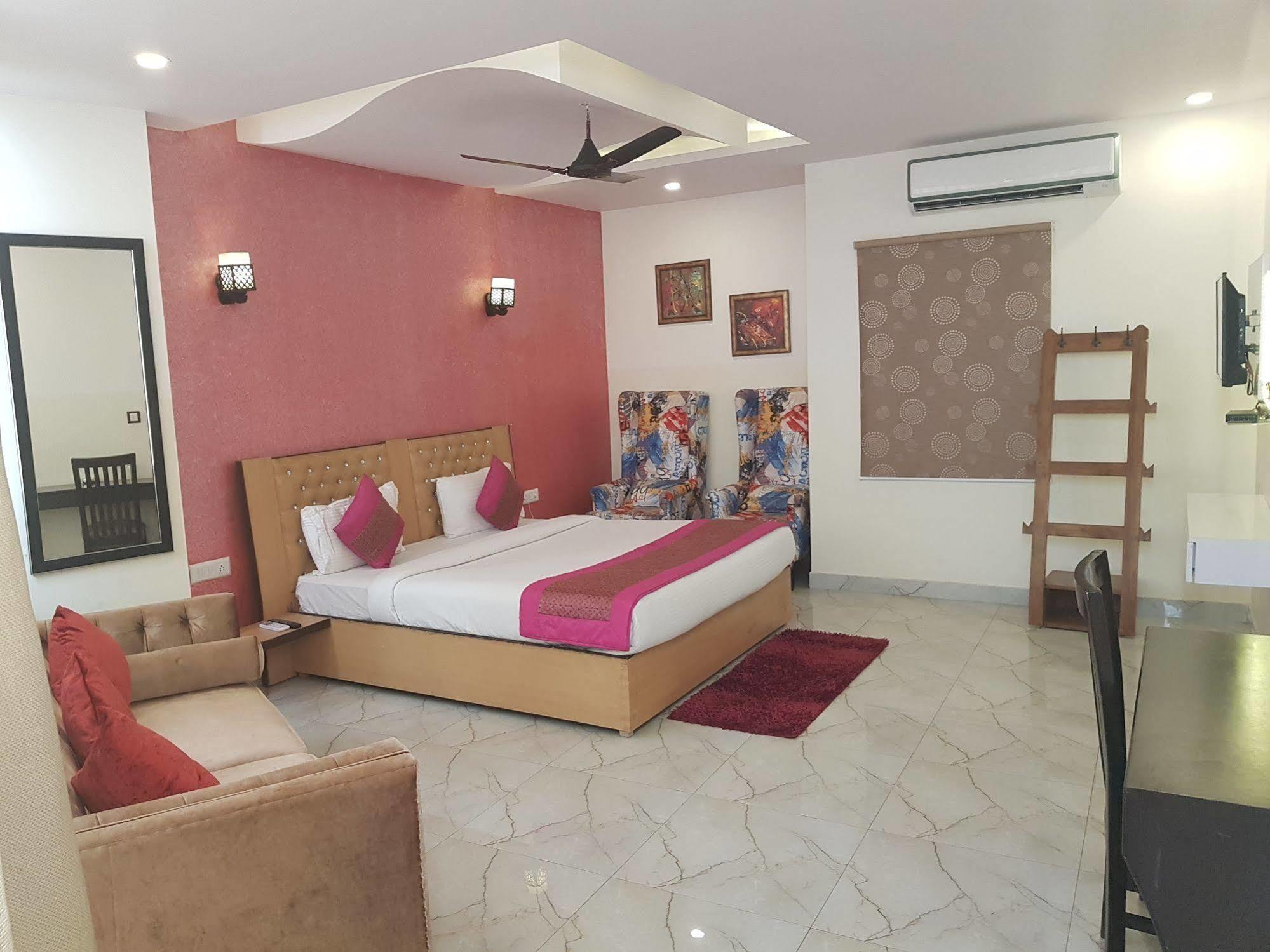 Hotel Airport Inn Yeni Delhi Dış mekan fotoğraf