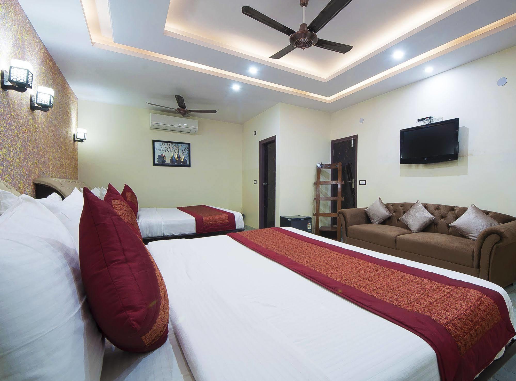 Hotel Airport Inn Yeni Delhi Dış mekan fotoğraf