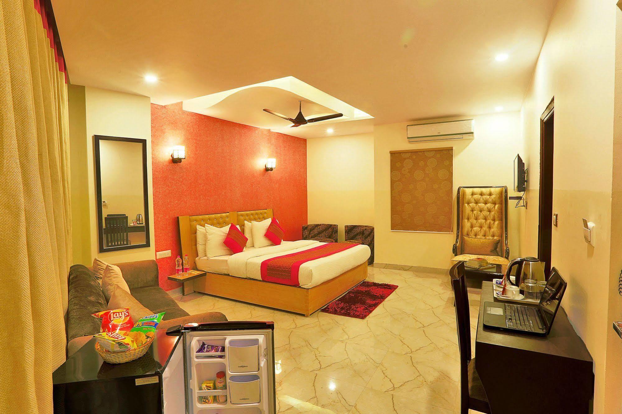 Hotel Airport Inn Yeni Delhi Dış mekan fotoğraf